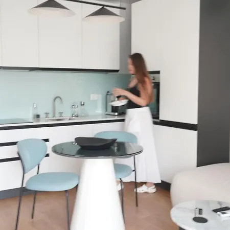 Elite Arena Deluxe טיראנה