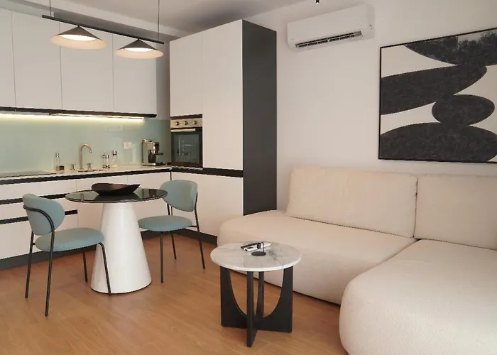 Elite Arena Deluxe Apartment *