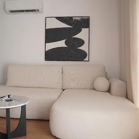 Elite Arena Deluxe * Tirana
