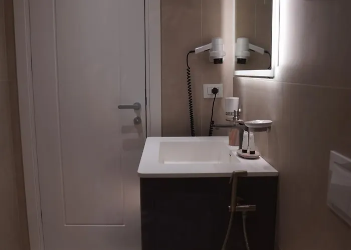 Elite Arena Deluxe Appartement *