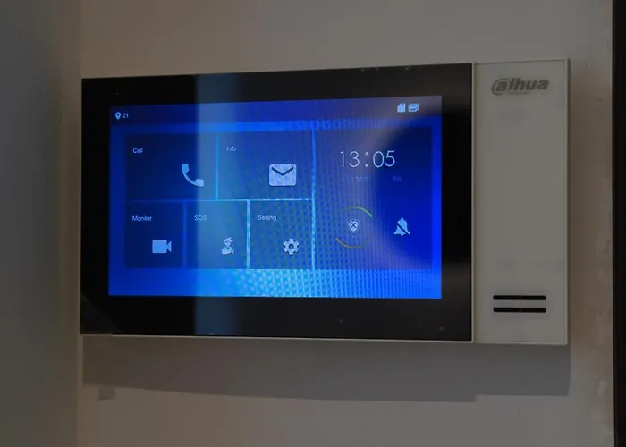 Elite Arena Deluxe Appartement *